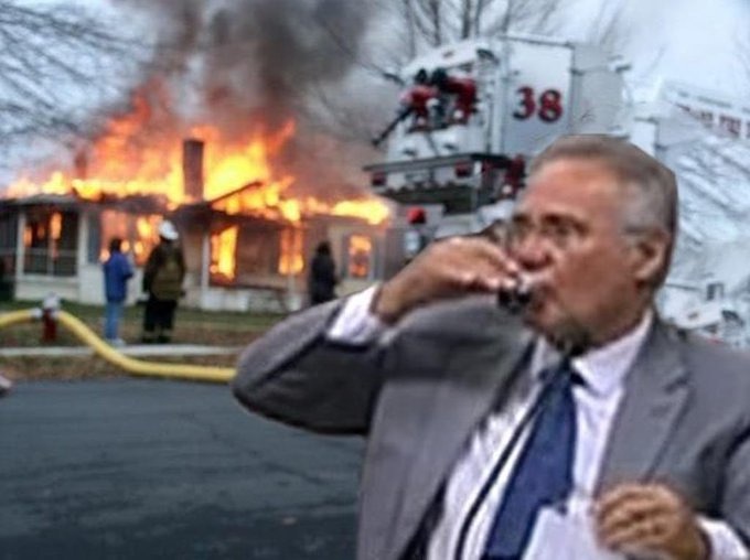 É dureza quando a CPI te faz concordar com Renan Calheiros 🤦🏾